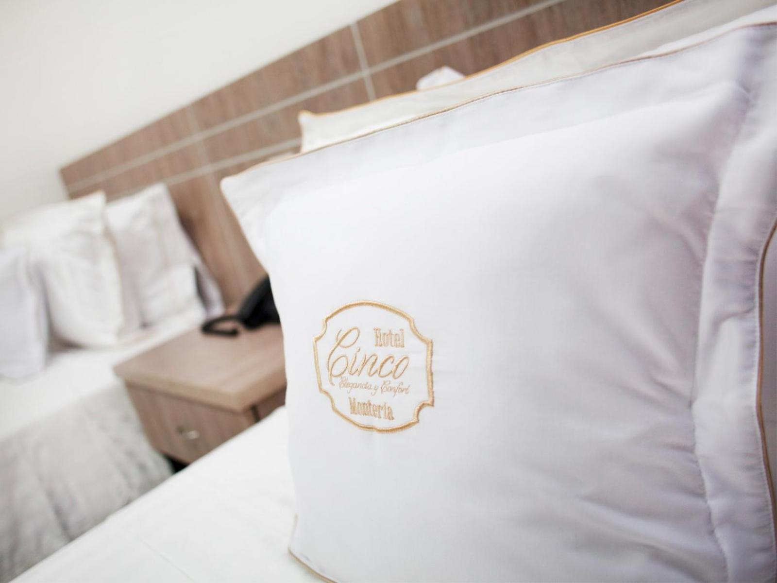 Hotel Cinco Montería Екстериор снимка